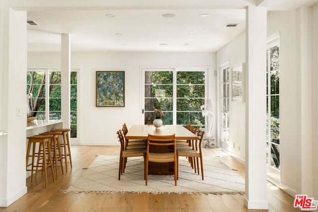 2410 E Nichols Canyon Road, Los Angeles, CA 90046