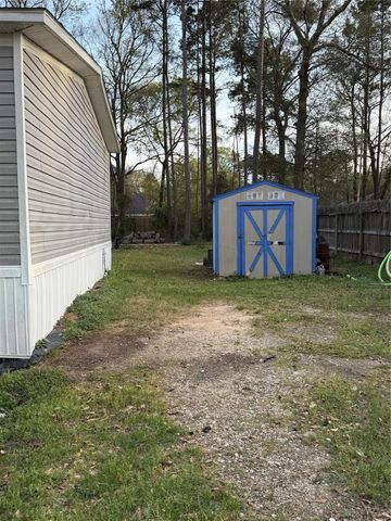 16344 Hunters Greens Road, Conroe, TX 77303