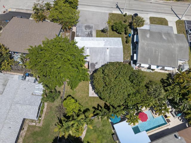 1908 NE 26th Street, Wilton Manors, FL 33305