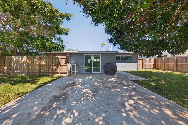 1908 NE 26th Street, Wilton Manors, FL 33305