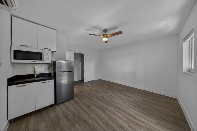 1908 NE 26th Street, Wilton Manors, FL 33305