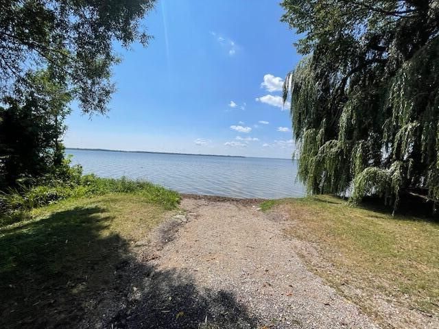 12320 E Houghton Lake Drive, Houghton Lake, MI 48629