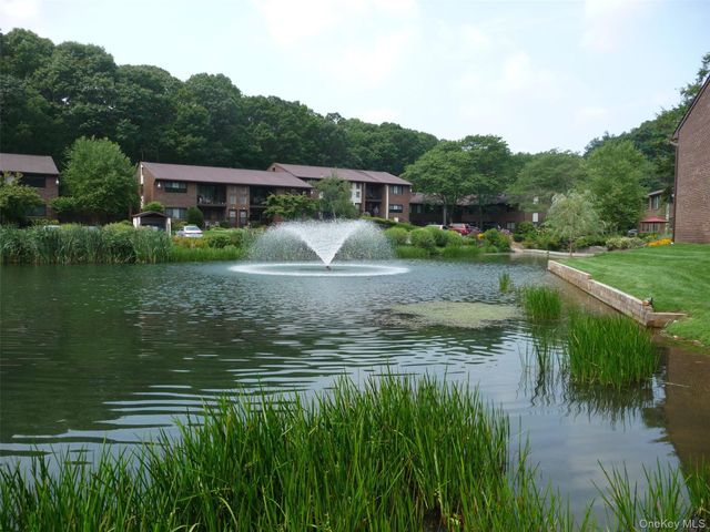44 Route 25 A 409, Smithtown, NY 11787
