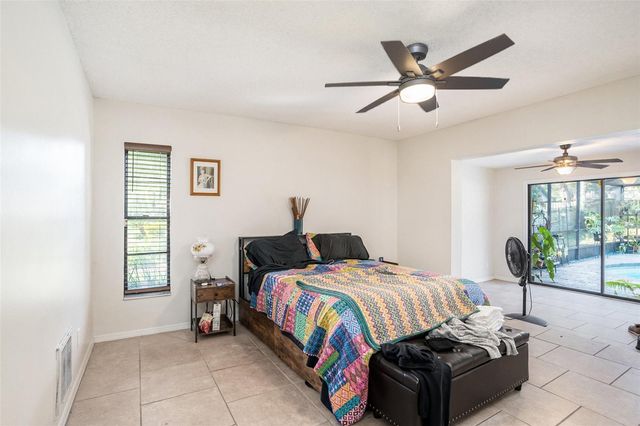 202 RUNNING HORSE ROAD, Seffner, FL 33584