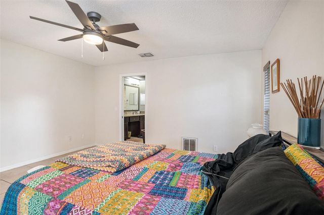 202 RUNNING HORSE ROAD, Seffner, FL 33584