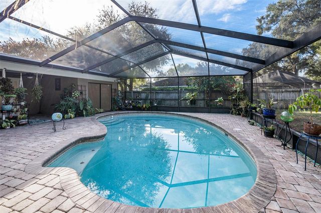 202 RUNNING HORSE ROAD, Seffner, FL 33584