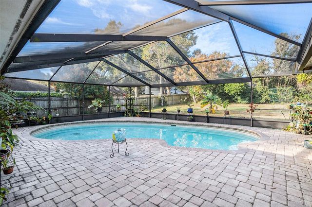 202 RUNNING HORSE ROAD, Seffner, FL 33584