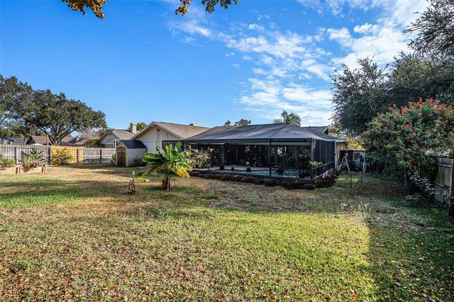 202 RUNNING HORSE ROAD, Seffner, FL 33584