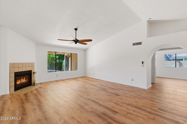 801 E AIRE LIBRE Avenue, Phoenix, AZ 85022