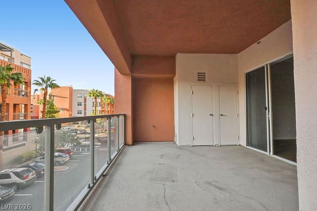 47 East Agate Avenue 301, Las Vegas, NV 89123