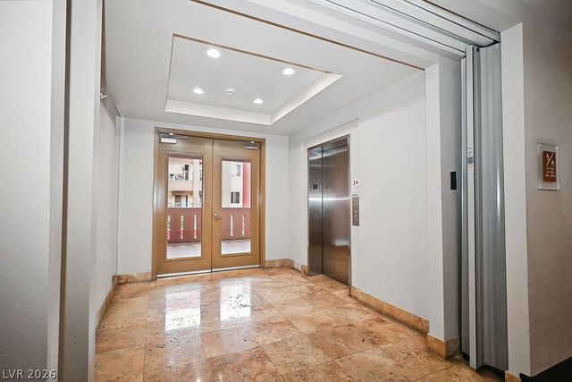 47 East Agate Avenue 301, Las Vegas, NV 89123