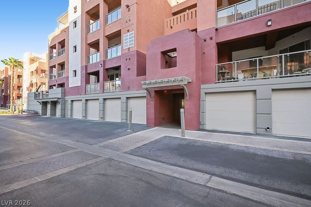 47 East Agate Avenue 301, Las Vegas, NV 89123
