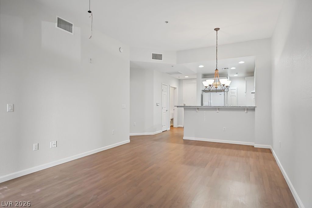 47 East Agate Avenue 301, Las Vegas, NV 89123 — photo 4
