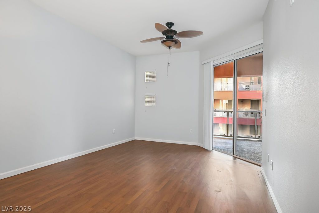 47 East Agate Avenue 301, Las Vegas, NV 89123 — photo 5