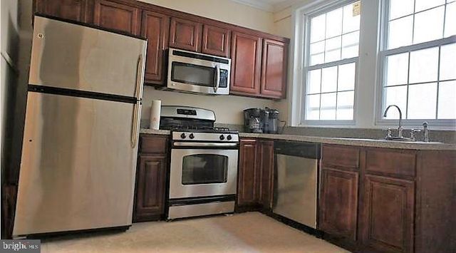 128 JAMESTOWN ST, Philadelphia, PA 19127