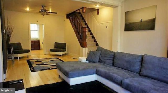 128 JAMESTOWN ST, Philadelphia, PA 19127