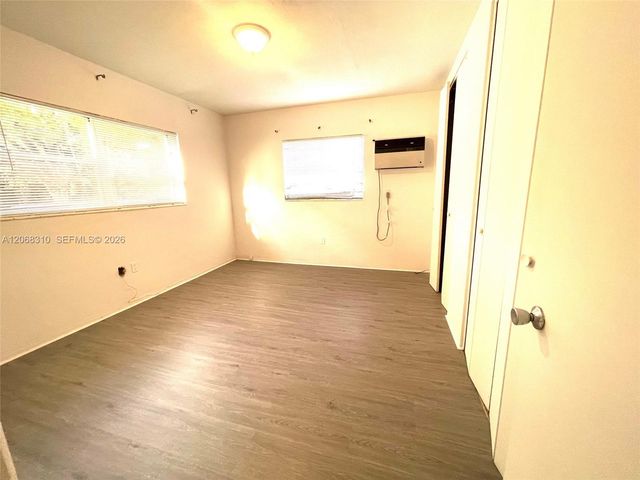 1250 S Alhambra Circle 7, Coral Gables, FL 33146