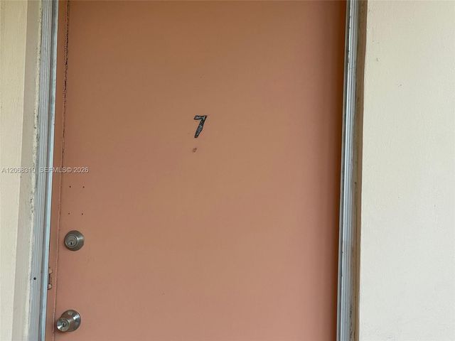 1250 S Alhambra Circle 7, Coral Gables, FL 33146