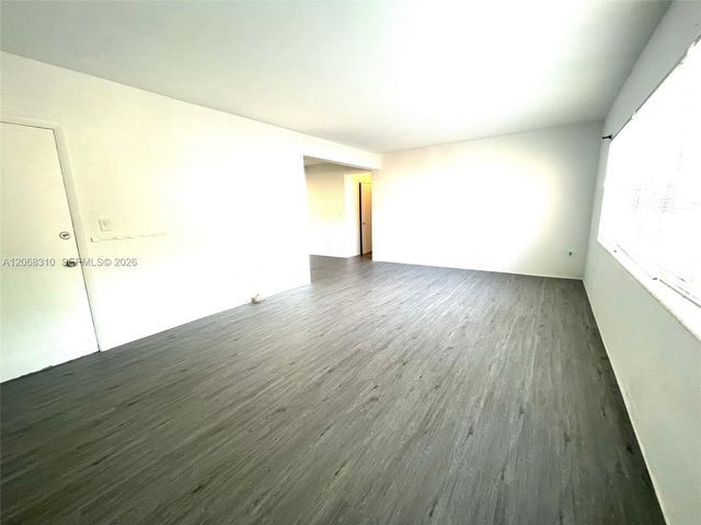 1250 S Alhambra Circle 7, Coral Gables, FL 33146