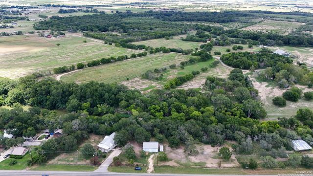 6160 Fm 2538, Marion, TX 78124