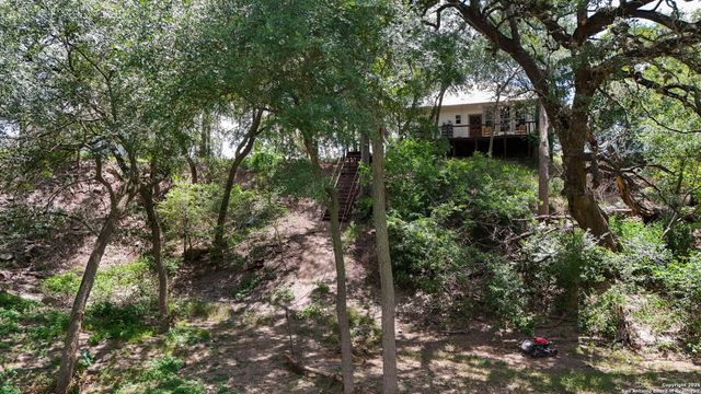 6160 Fm 2538, Marion, TX 78124