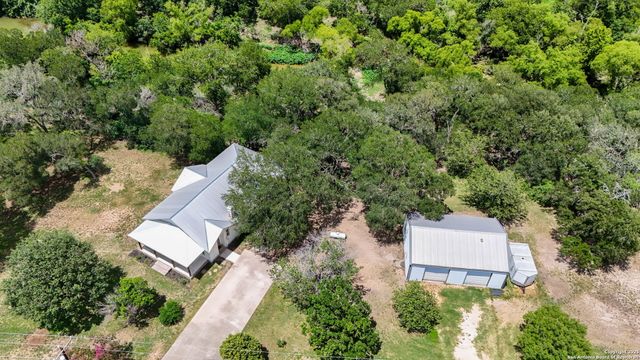 6160 Fm 2538, Marion, TX 78124