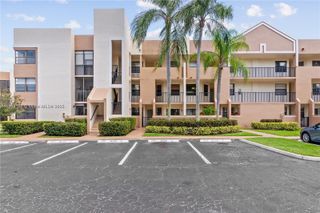 7338 Fairfax Dr 203, Tamarac, FL 33321