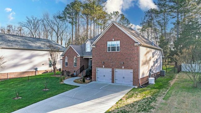 7816 Steppingstone Lane, Ooltewah, TN 37363