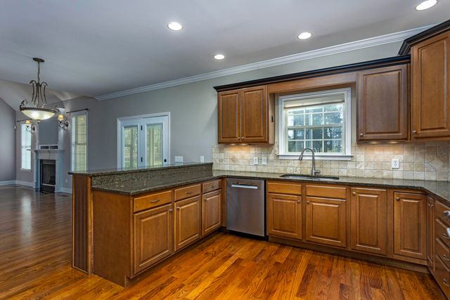 7816 Steppingstone Lane, Ooltewah, TN 37363