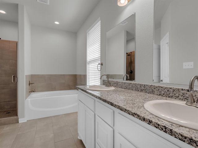 2811 W Washington Street, Denison, TX 75020