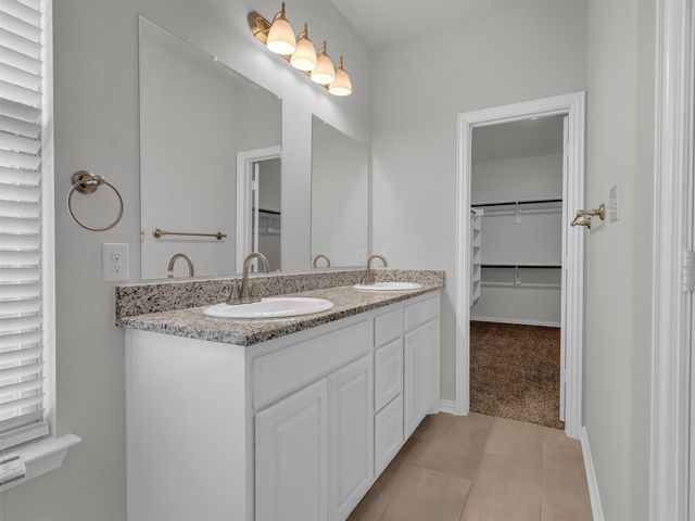 2811 W Washington Street, Denison, TX 75020