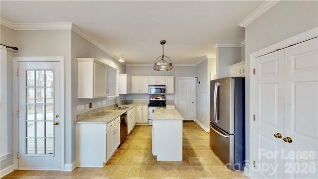 7819 Red Oaks Trail, Waxhaw, NC 28173