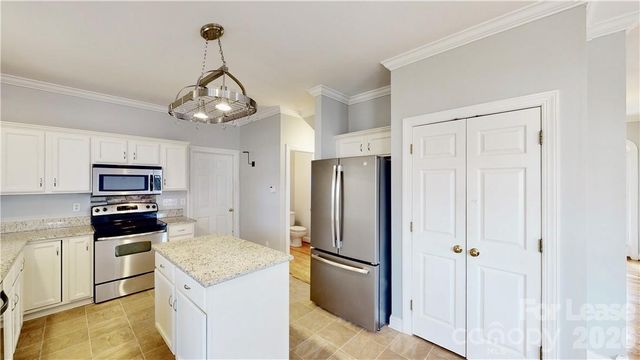 7819 Red Oaks Trail, Waxhaw, NC 28173