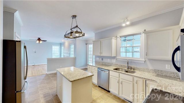 7819 Red Oaks Trail, Waxhaw, NC 28173