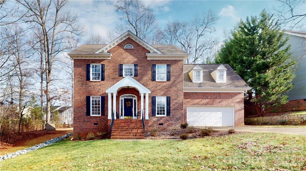 7819 Red Oaks Trail, Waxhaw, NC 28173
