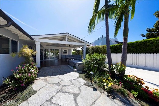 220 W Paseo de Cristobal, San Clemente, CA 92672