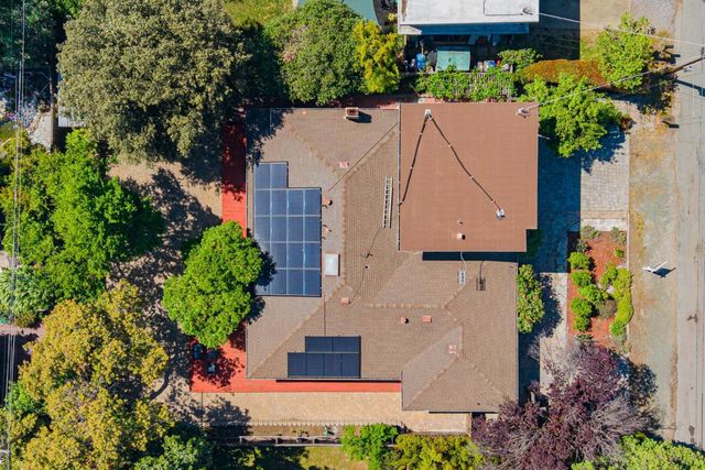 592 Sunnymount Avenue, Sunnyvale, CA 94087