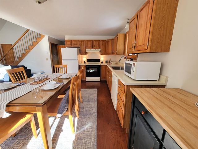 52 Geneve Street, Moultonborough, NH 03254