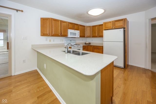 1641 Grindstone Way, Greenfield, IN 46140
