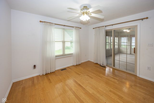 1641 Grindstone Way, Greenfield, IN 46140