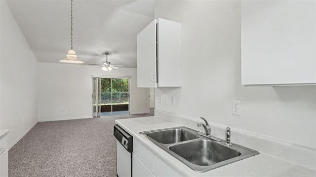 3220 COURTNEY DRIVE, Lake Wales, FL 33898