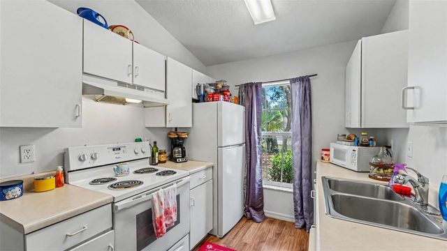 3220 COURTNEY DRIVE, Lake Wales, FL 33898