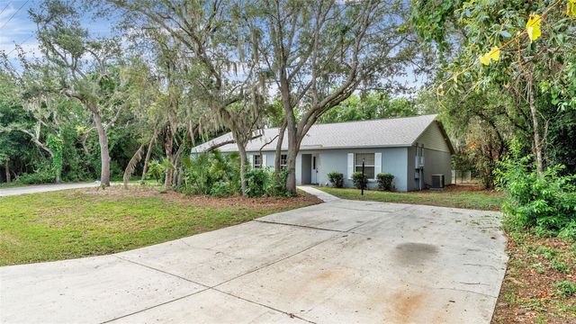 3220 COURTNEY DRIVE, Lake Wales, FL 33898