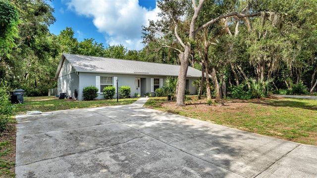 3220 COURTNEY DRIVE, Lake Wales, FL 33898