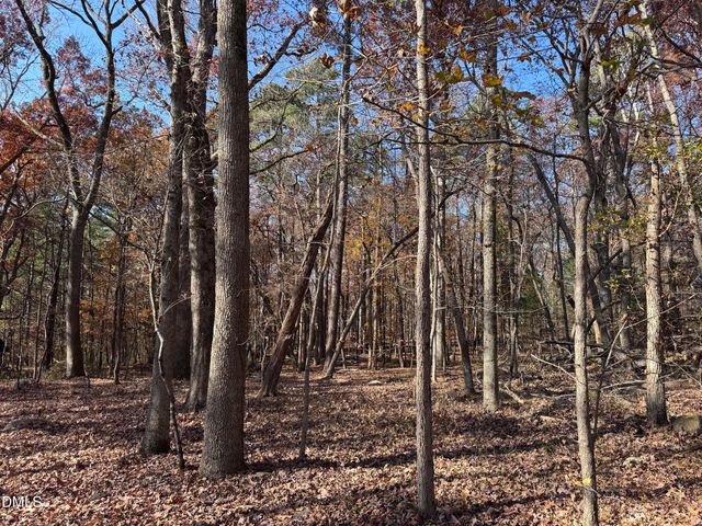 221 Gracehope Lane, Chapel Hill, NC 27516