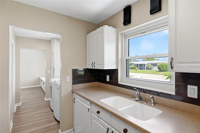 1317 CYPRESS AVENUE, Venice, FL 34285