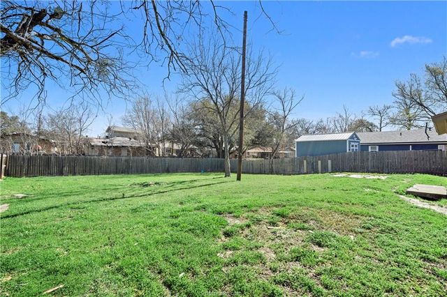 1903 Orman Street, Bryan, TX 77801