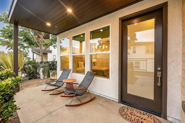 2858 Avella Cir, San Diego, CA 92108