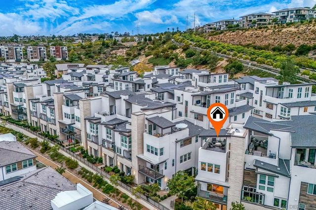 2858 Avella Cir, San Diego, CA 92108