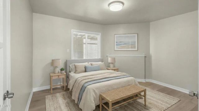 136 S Roosevelt Avenue, Oxnard, CA 93030